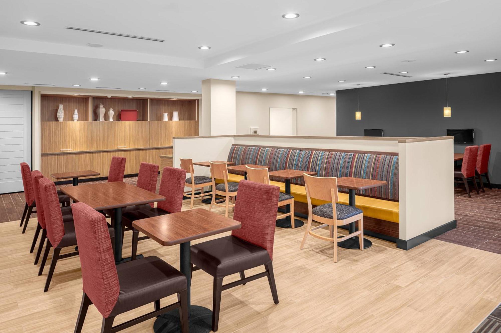 ทาวน์เพลซ สวีท บาย แมริออท ซินซิแนตติ แฟร์ฟิลด์ Hotel ภายนอก รูปภาพ
