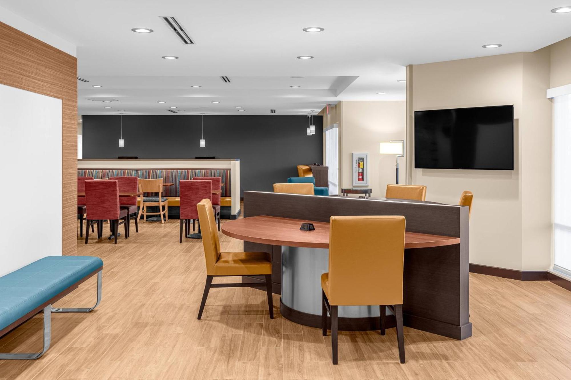 ทาวน์เพลซ สวีท บาย แมริออท ซินซิแนตติ แฟร์ฟิลด์ Hotel ภายนอก รูปภาพ